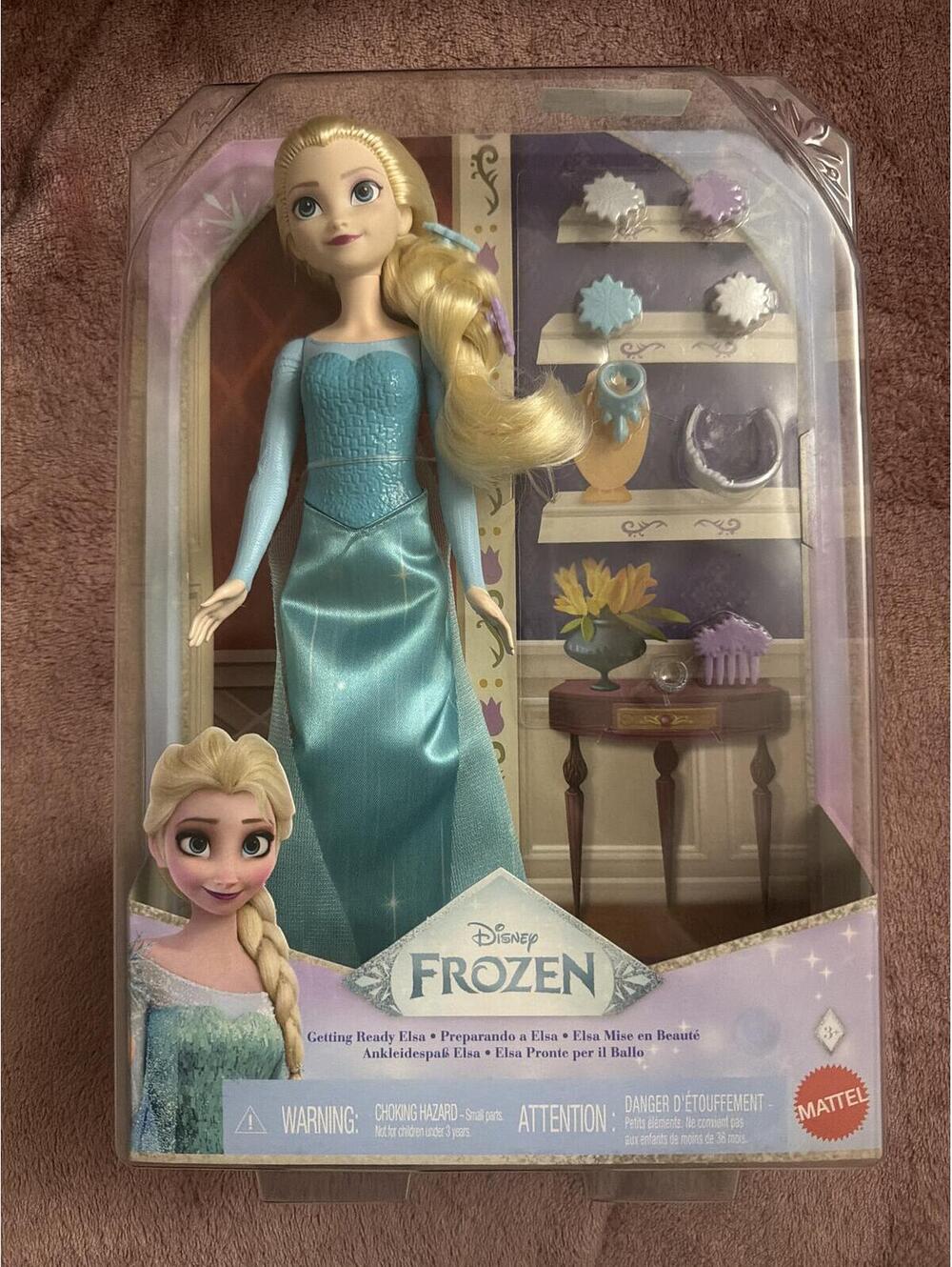 Disney Frozen Elsa Fashion Doll in Box
